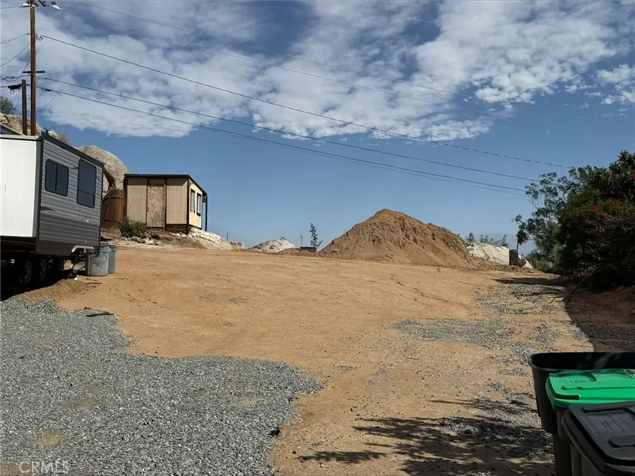 315 Cochise, Perris, CA 92570 - #2