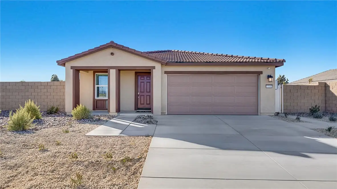 7518 Princeton Avenue, Hesperia, CA 92345 - #1