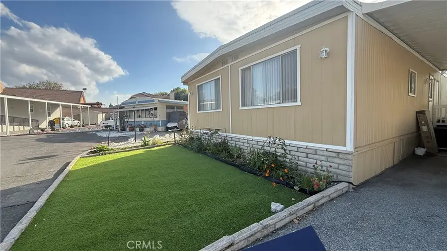 880 Lake Street N #4, Hemet, CA 92544 - #2