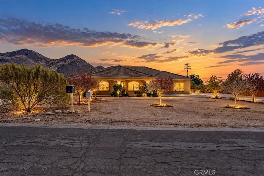 19425 Roanoke, Apple Valley, CA 92307 - #3