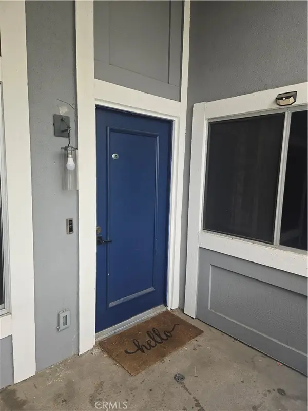 1701 N Willow Woods, Anaheim, CA 92807