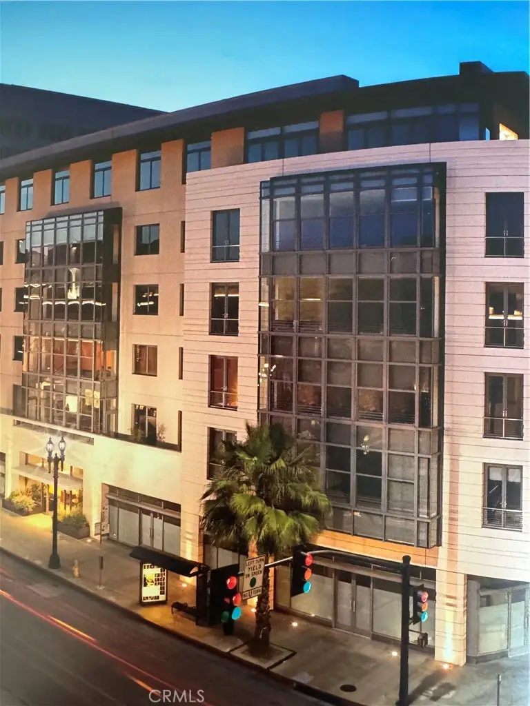 345 E Colorado Boulevard #303, Pasadena, CA 91101 - Image #1