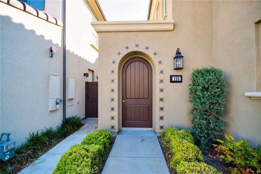 223 Gaspar, Irvine, CA 92618 - Image #3