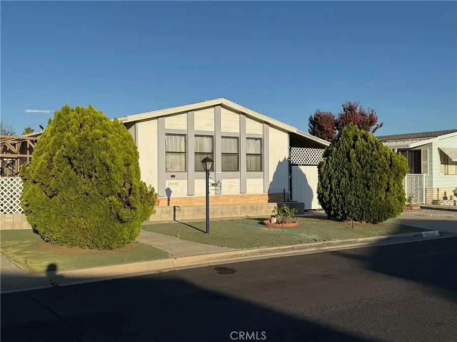 26090 Ivory Palm Drive, Homeland, CA 92548 - Image #2