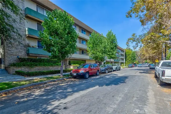 525 N Sycamore Avenue #326, Los Angeles, CA 90036