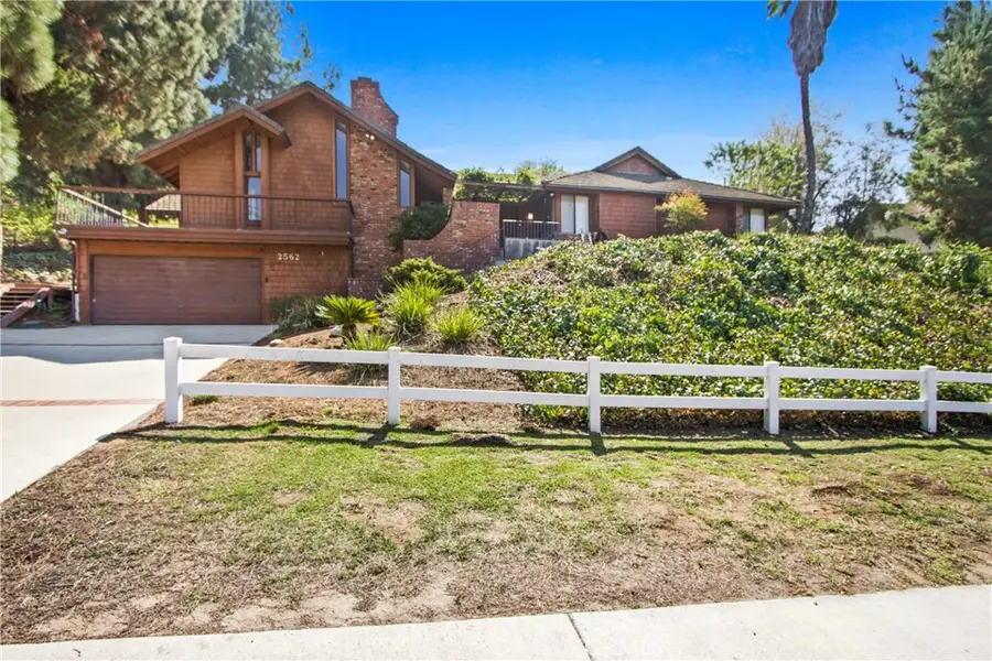 2562 Steeplechase Lane, Diamond Bar, CA 91765 - Image #2