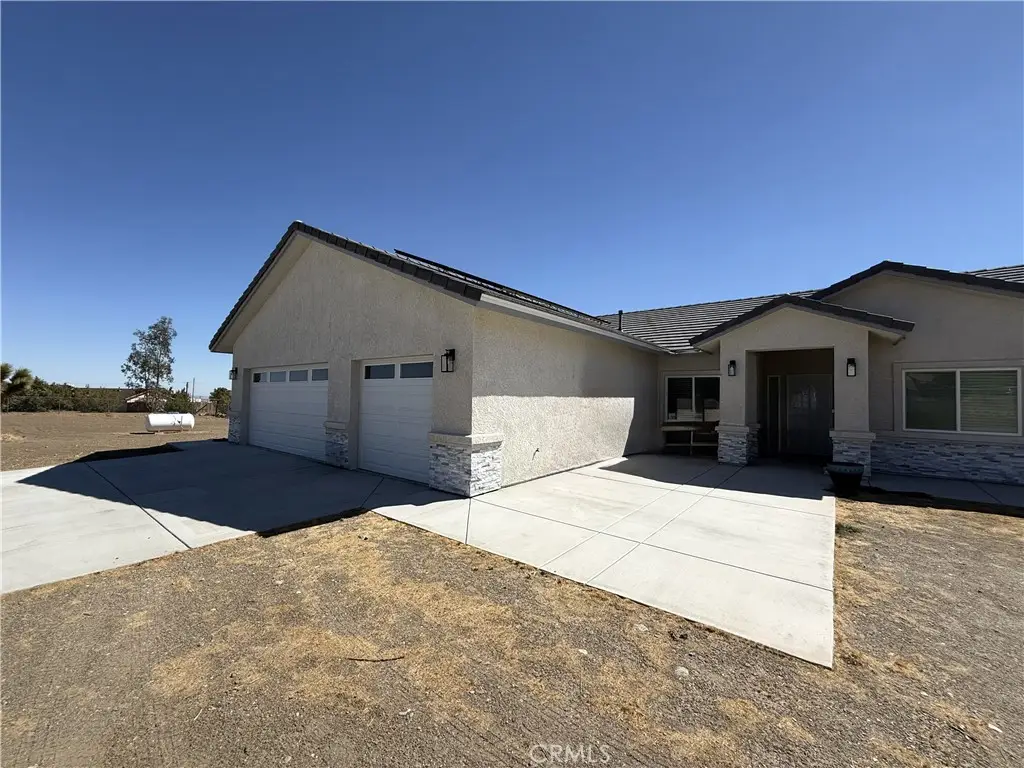 9591 Burbank Road, Phelan, CA 92371 - #1