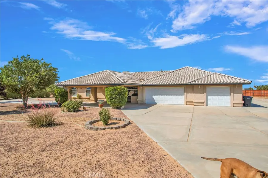 7330 Smoke Tree Road, Phelan, CA 92371 - Image #3