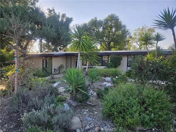 4505 Rhodelia, Claremont, CA 91711