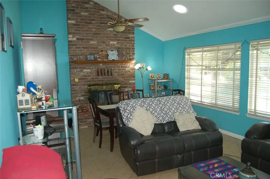 395 S Tamarisk, Rialto, CA 92376 - Image #3