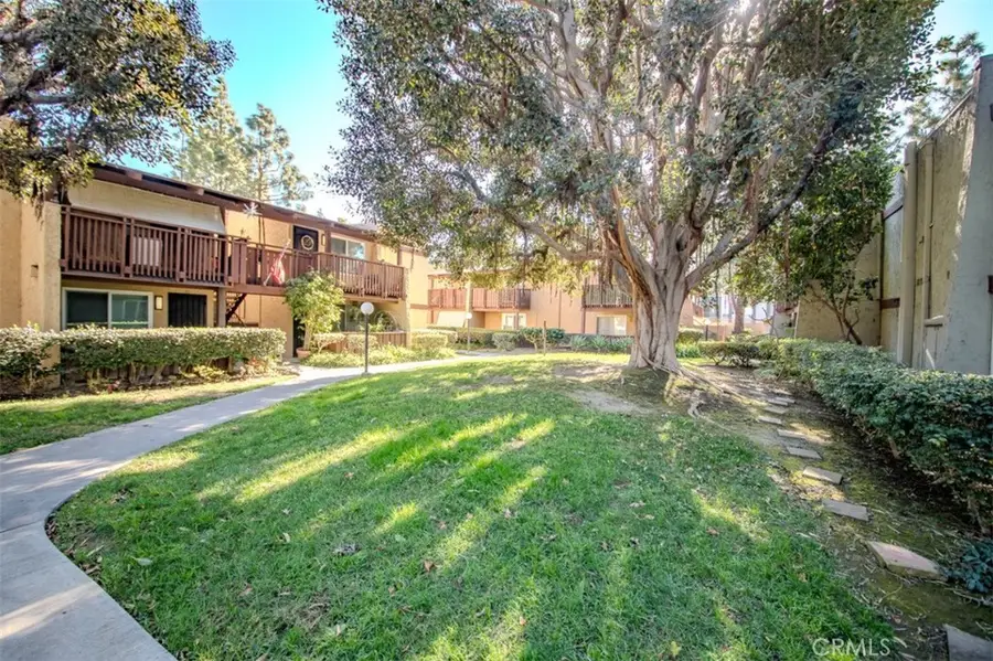 1030 W Macarthur #23, Santa Ana, CA 92707 - Image #2
