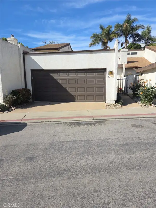 221 Marquis Place, Santa Maria, CA 93454