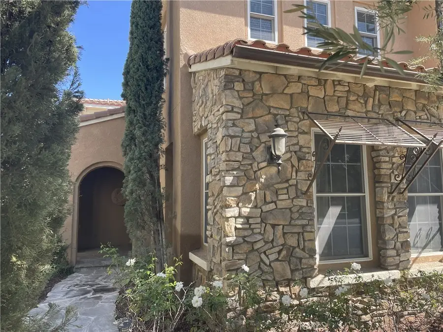 26958 Timberline Terrace, Valencia, CA 91381 - #2