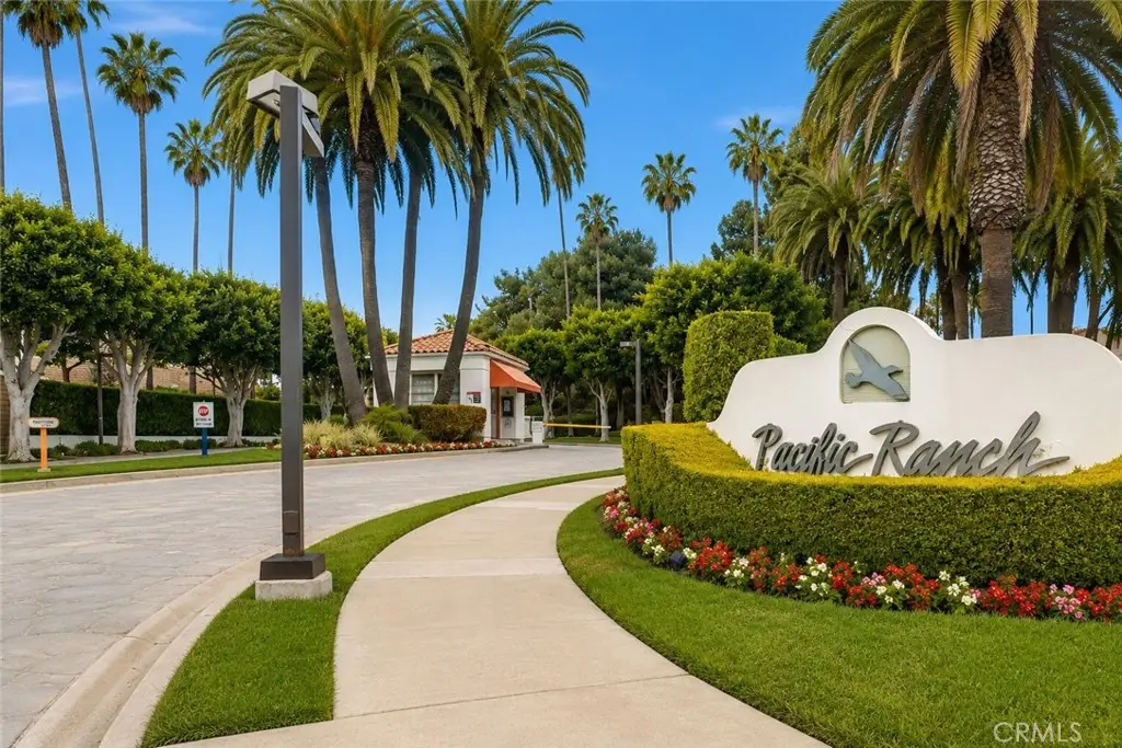 7402 Yellowtail Drive #204 Drive #204, Huntington Beach, CA 92648 - #1