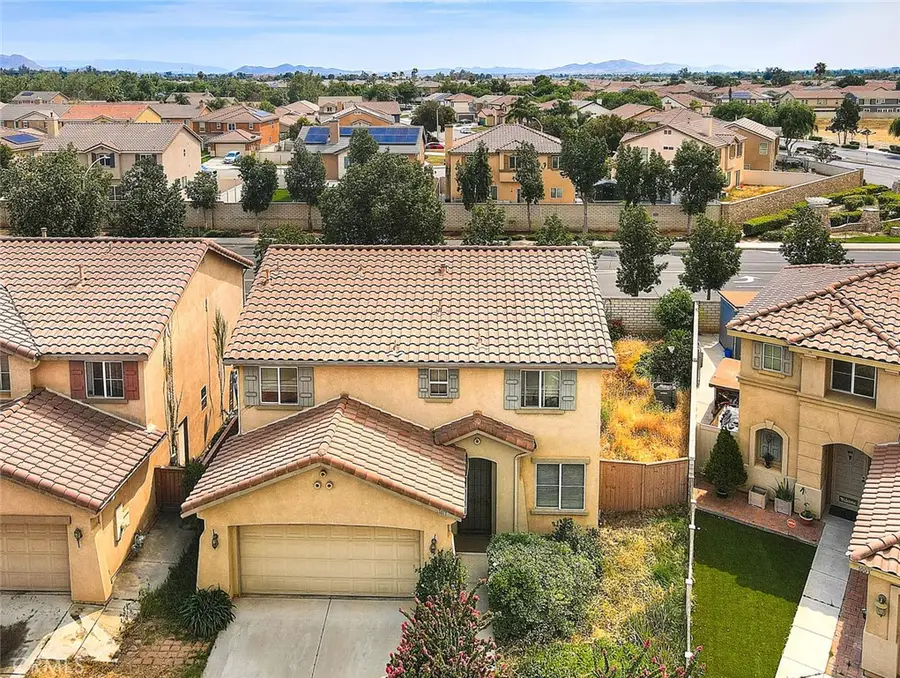 1011 Alderwood, Perris, CA 92571 - #2