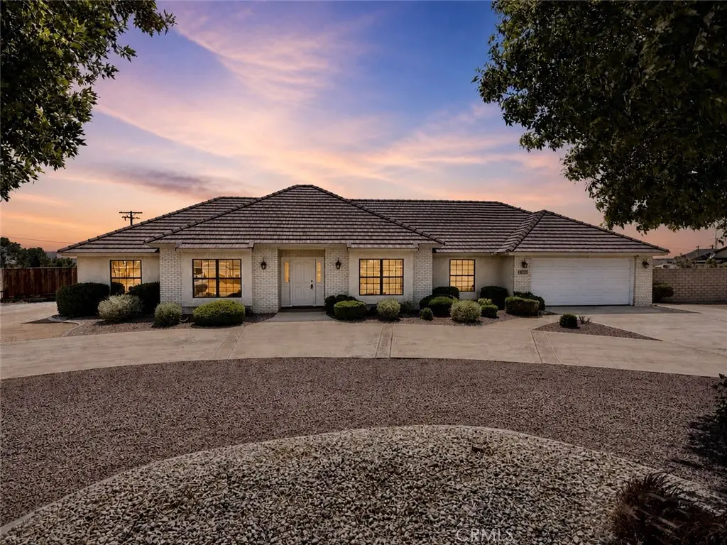 14890 Apple Valley, Apple Valley, CA 92307 - #1