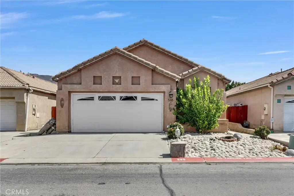 565 Berkshire, San Jacinto, CA 92583 - #1