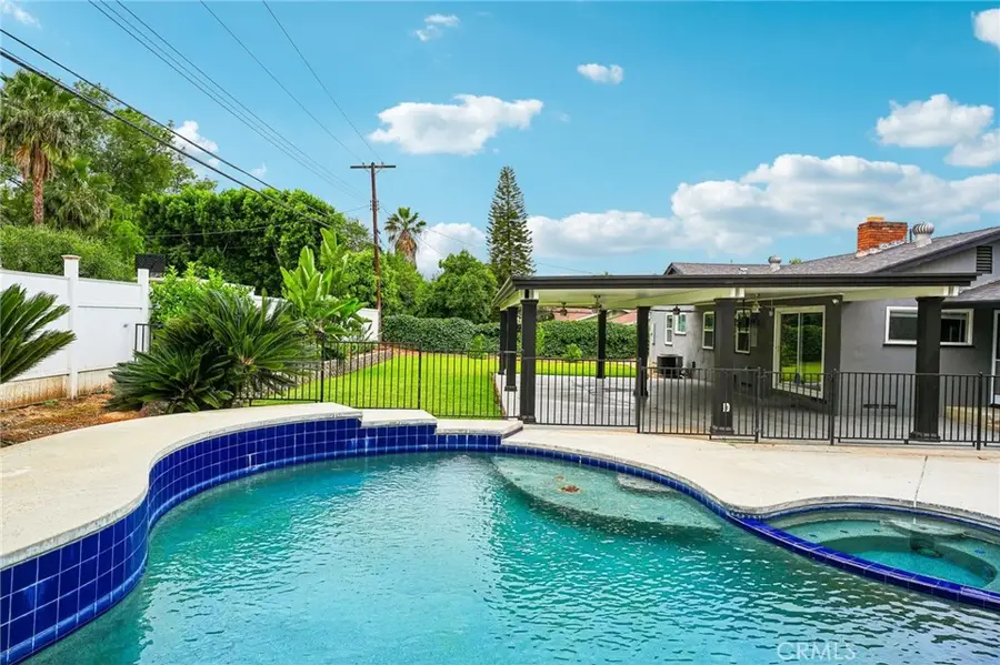 2424 Central, Riverside, CA 92506 - #2