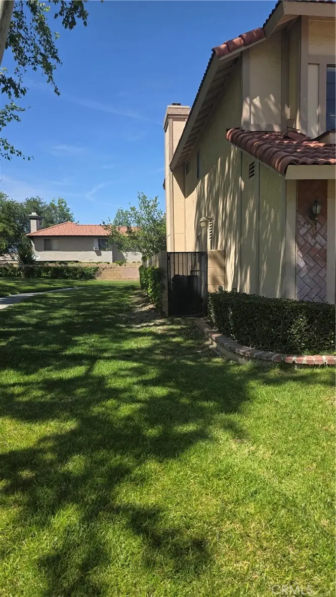 1188 W Van Koevering, Rialto, CA 92376 - #2