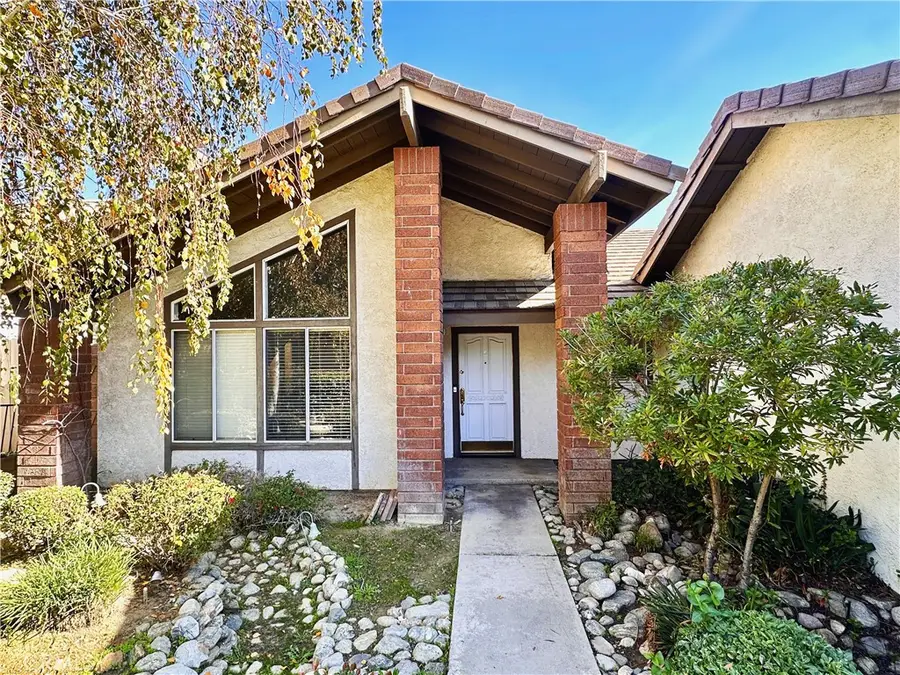 1618 Winston Way, Upland, CA 91784 - #2