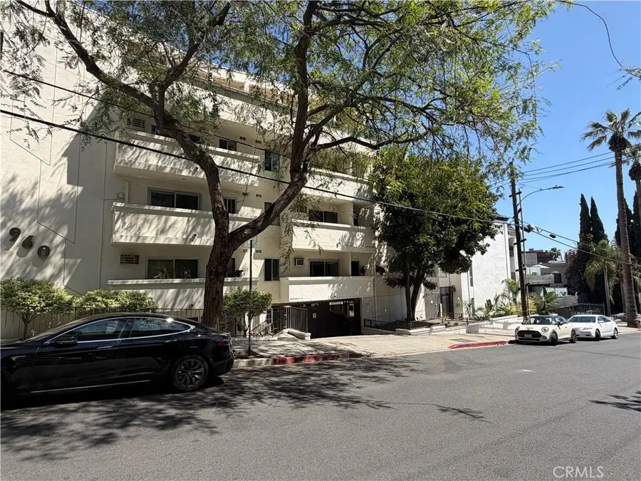 960 Larrabee, West Hollywood, CA 90069 - #3