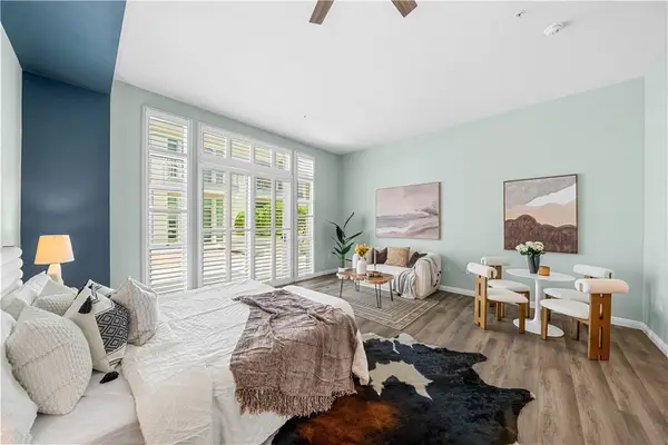 238 S Arroyo #203, Pasadena, CA 91105