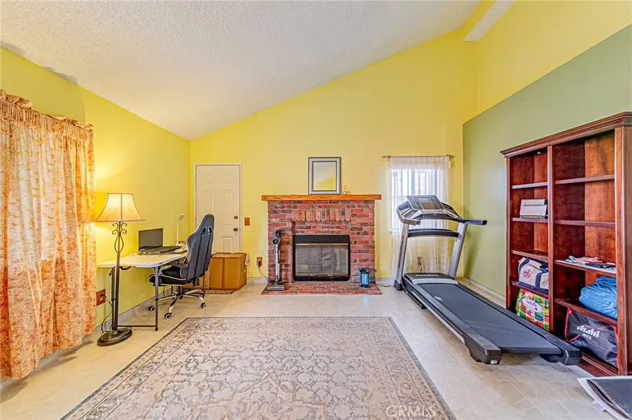 16234 Jasmine, Victorville, CA 92395 - #3