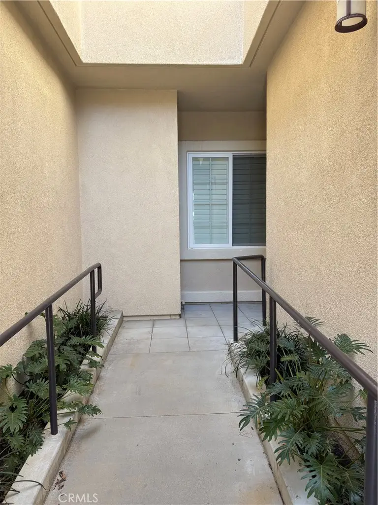 21917 Bella Vista, Chatsworth, CA 91311 - #3
