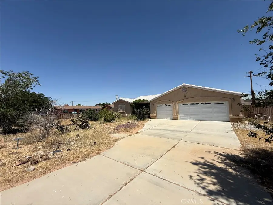 15355 Wanaque, Apple Valley, CA 92307 - #3
