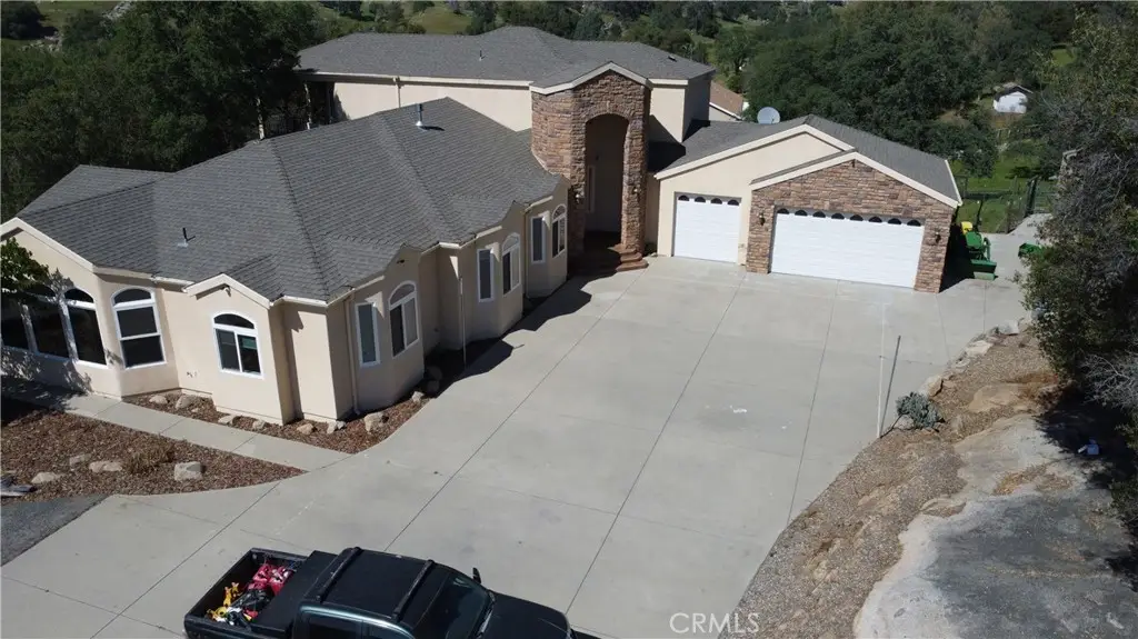 33099 Road 800, Raymond, CA 93653 - #1