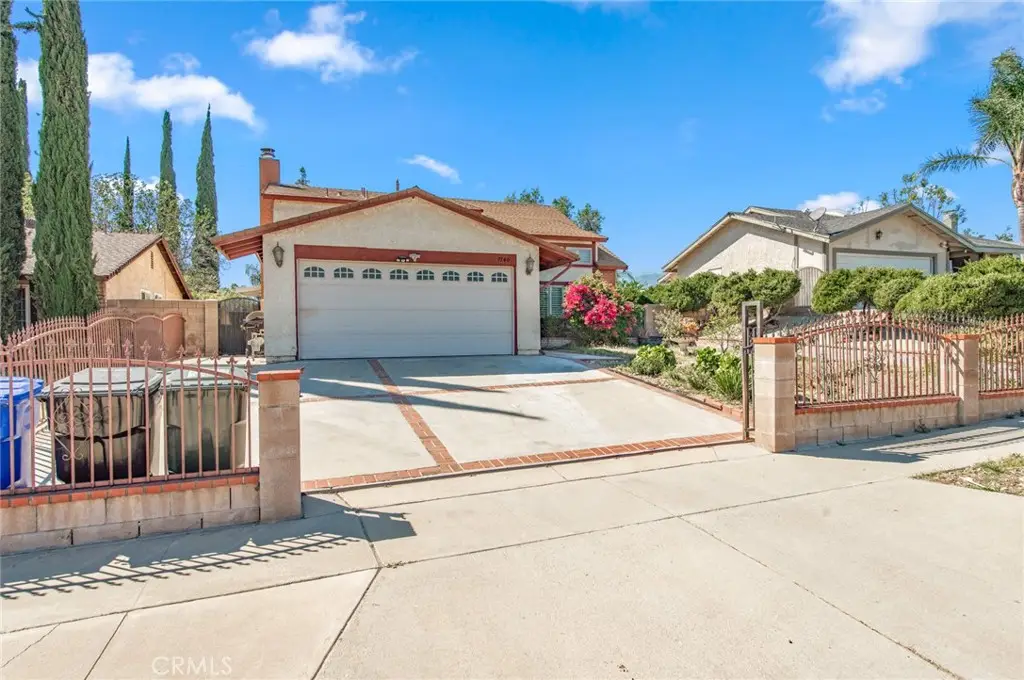 7740 Sewell Dr, Fontana, CA 92336 - #1