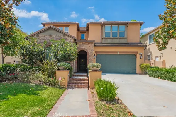 572 E Vosburg Drive, Azusa, CA 91702