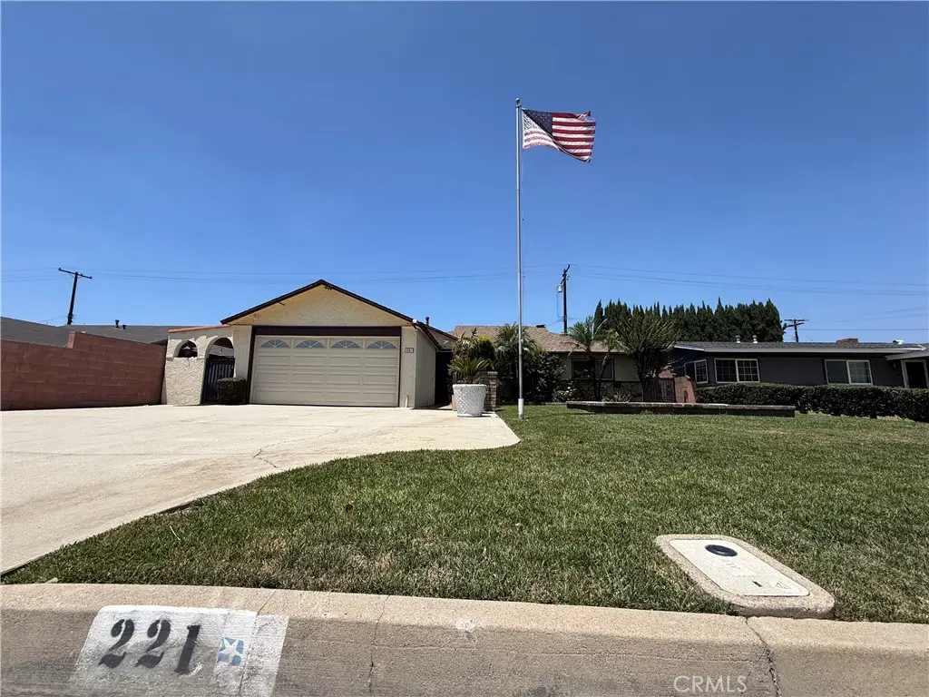 221 S Ranburn, Azusa, CA 91702 - #1