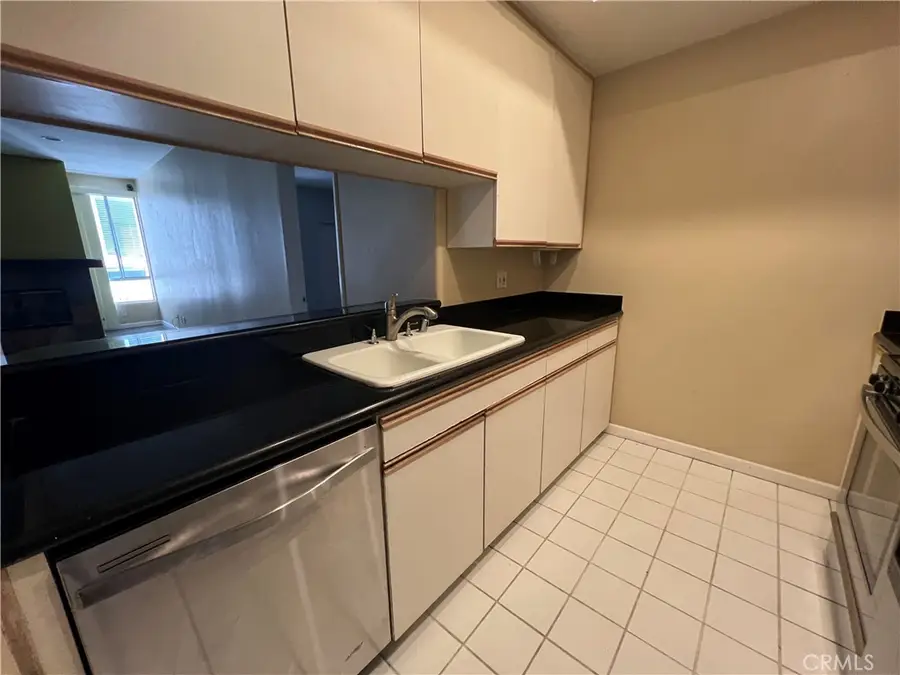 1240 S Corning #108, Los Angeles, CA 90035 - #3