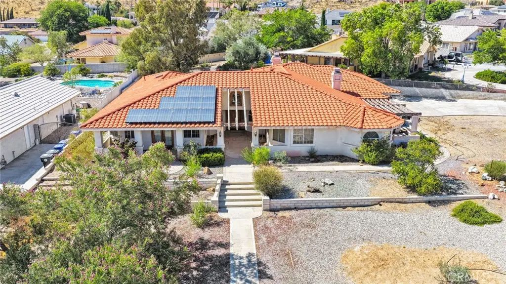 18588 Kamana, Apple Valley, CA 92307 - #1