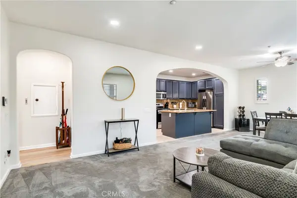 4313 Owens Street #102, Corona, CA 92883