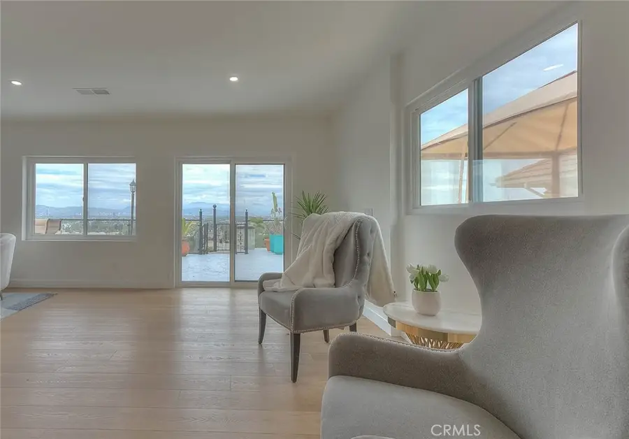 4119 Don Jose, Los Angeles, CA 90008 - #3