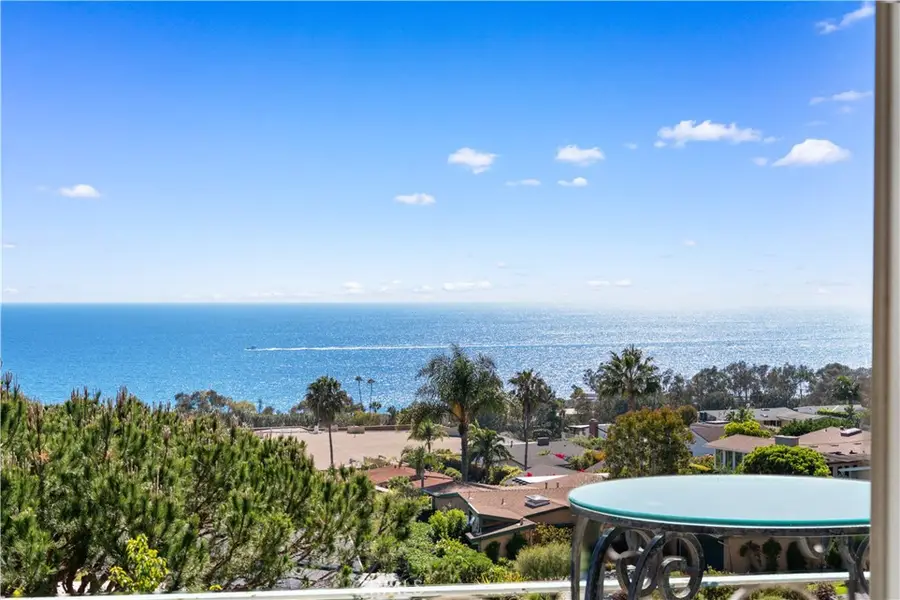 21662 Ocean Vista Drive #D, Laguna Beach, CA 92651 - #2