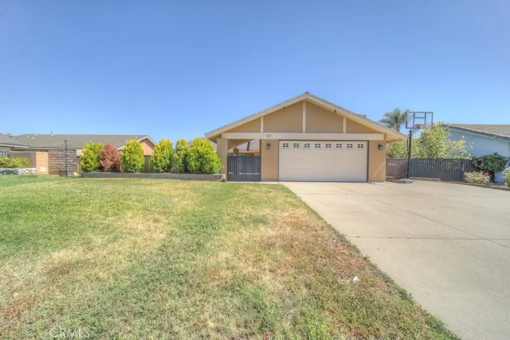 6591 Grant, Chino, CA 91710 - #1