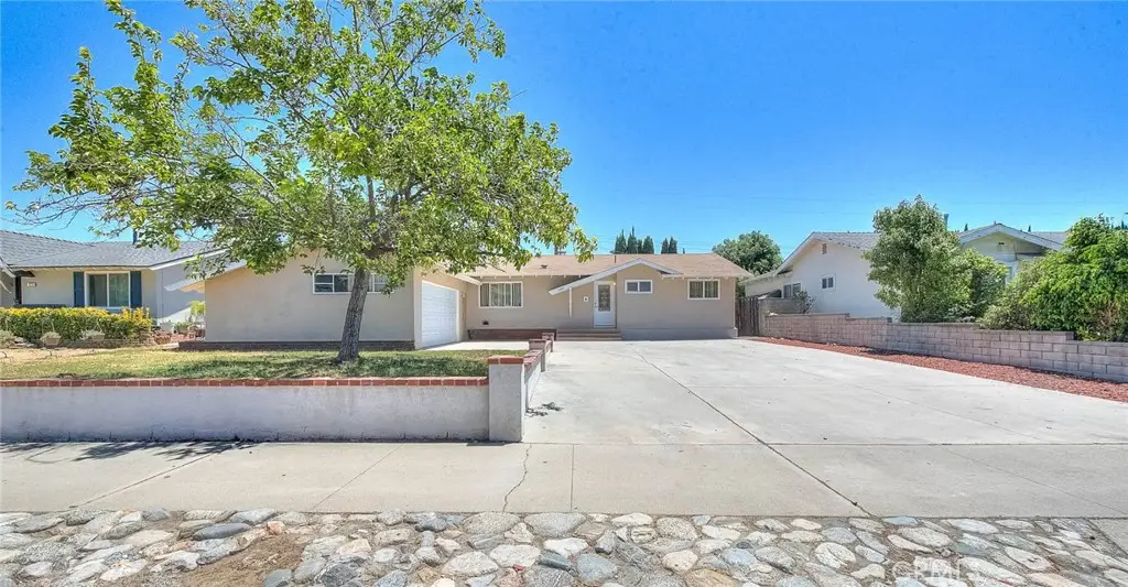 1217 W Vesta, Ontario, CA 91762 - #1