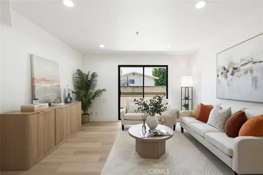 64 N Mar Vista Avenue, Pasadena, CA 91106 - #3