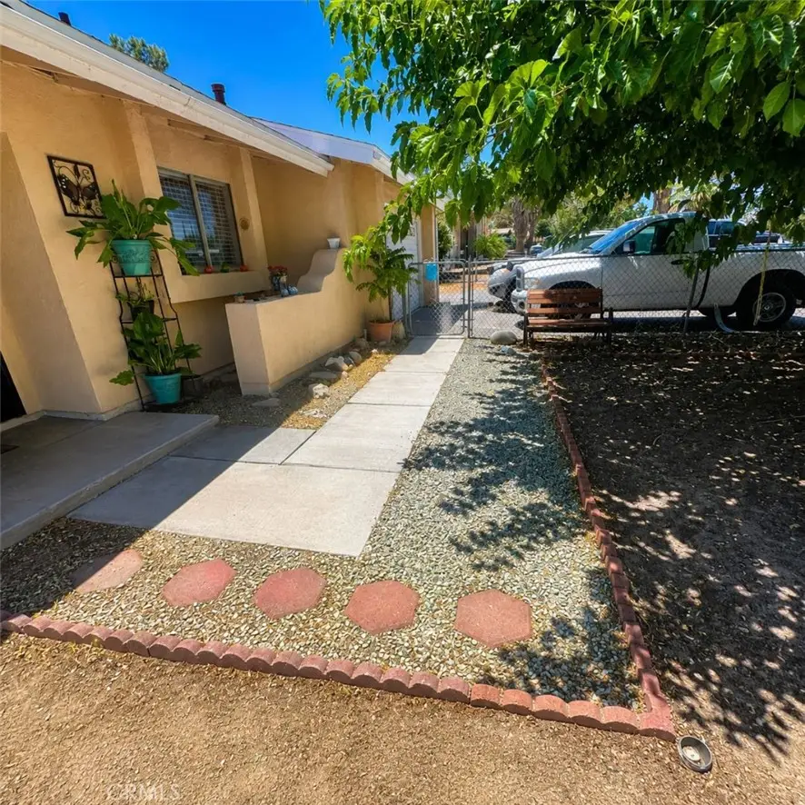 18865 Felton, Hesperia, CA 92345 - #3