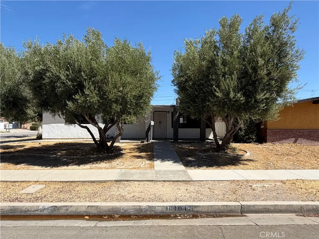 1047 W Avenue H6, Lancaster, CA 93534 - #1