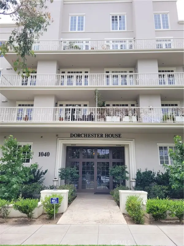 1040 4th #203, Santa Monica, CA 90403