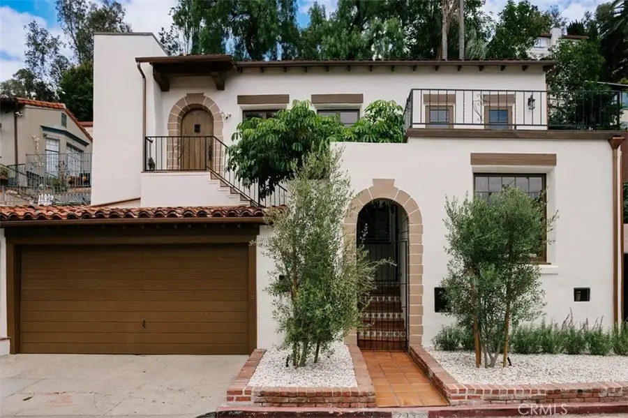 2050 N Las Palmas Avenue, Los Angeles, CA 90068 - #2