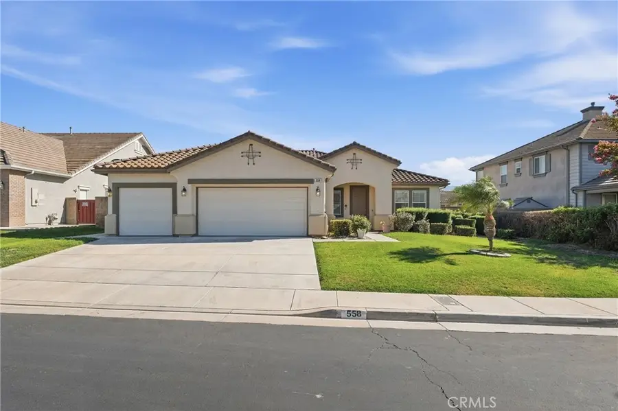 558 Calderone, Corona, CA 92879 - #3