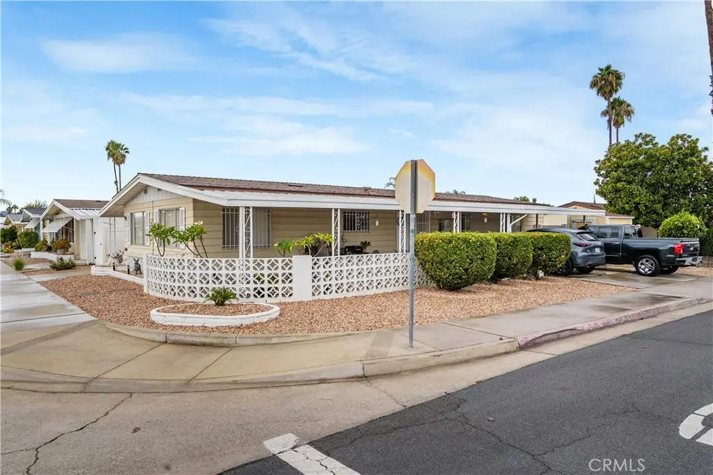 925 S Palm, Hemet, CA 92543 - #1