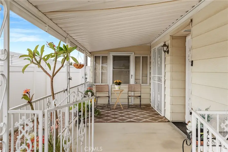 925 S Palm, Hemet, CA 92543 - #2