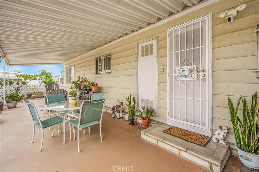 925 S Palm, Hemet, CA 92543 - #3