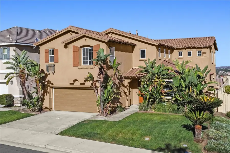 7 Plaza Valenza, Lake Elsinore, CA 92532 - #3